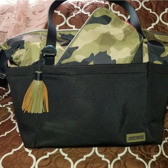 Army purse/babybag  - Picture 7 of 9